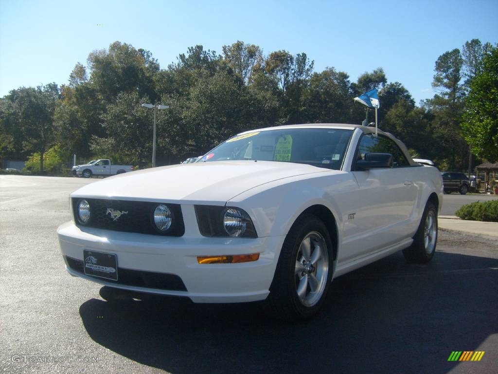 2007 Mustang GT Premium Convertible - Performance White / Medium Parchment photo #7