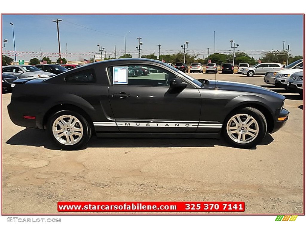 2007 Mustang V6 Premium Coupe - Alloy Metallic / Dark Charcoal photo #8