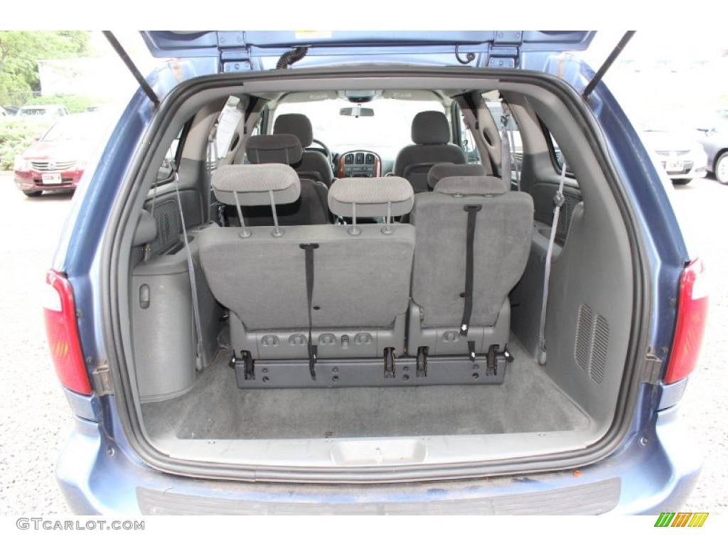 2007 Chrysler Town & Country LX Trunk Photo #68960759