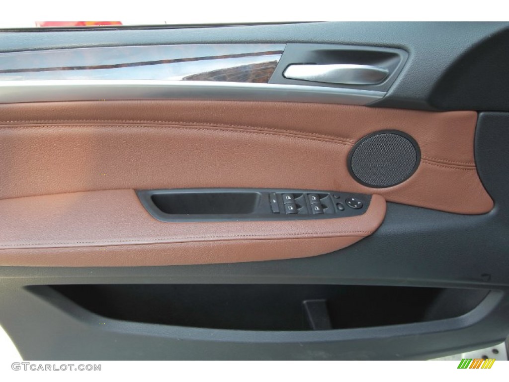 2011 BMW X5 xDrive 35i Cinnamon Door Panel Photo #68961326