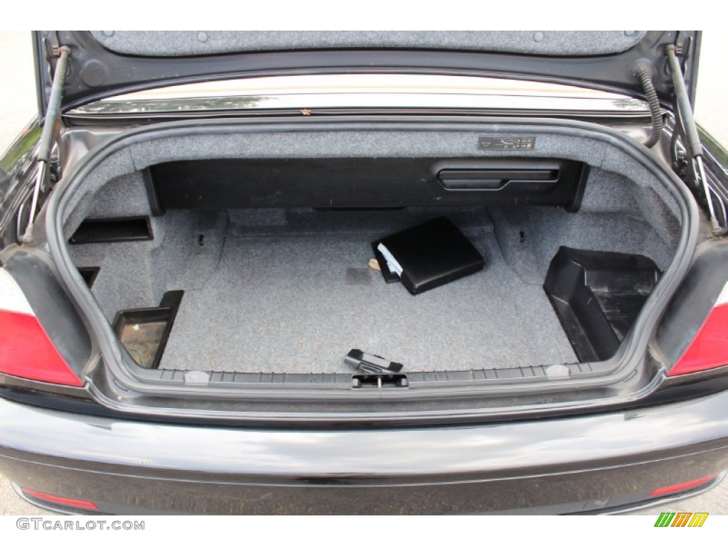 2006 BMW 3 Series 325i Convertible Trunk Photo #68963645