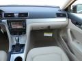 Black - Passat 2.5L SE Photo No. 15