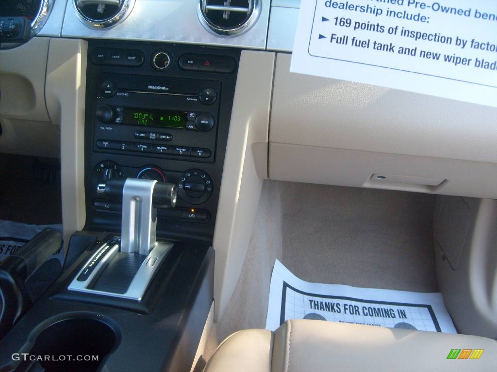2007 Mustang GT Premium Convertible - Performance White / Medium Parchment photo #26