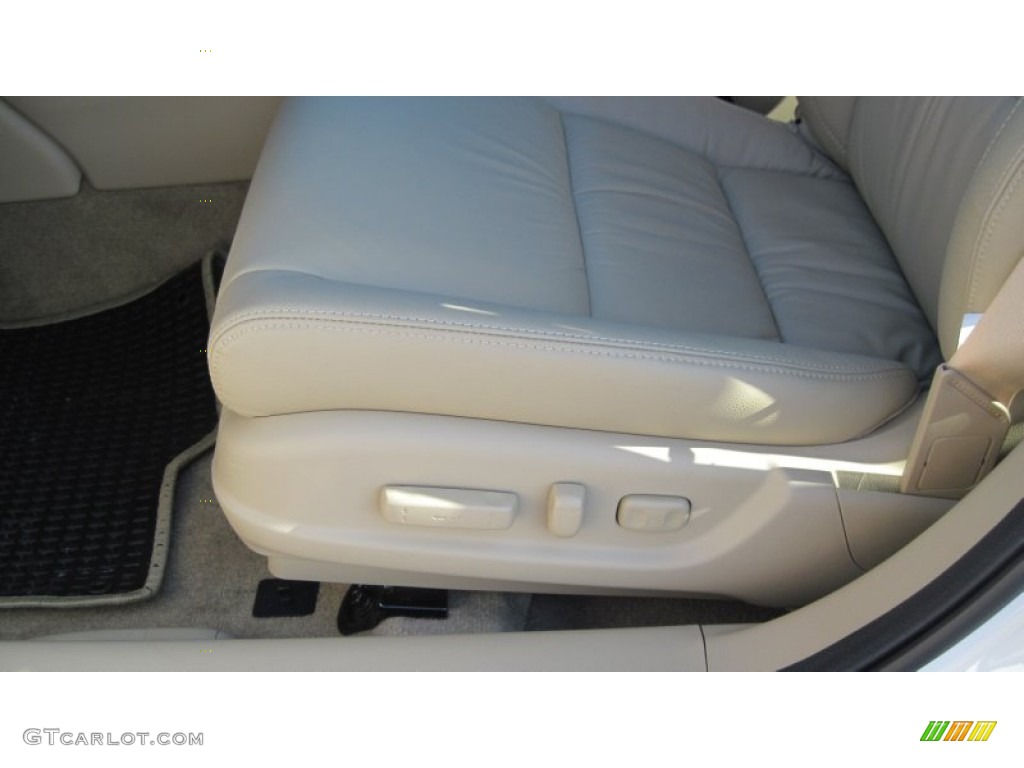 2012 Accord EX-L Sedan - Taffeta White / Ivory photo #13