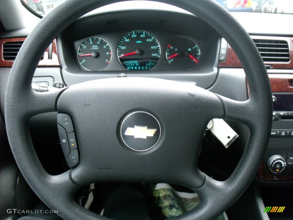 2009 Chevrolet Impala LT Steering Wheel Photos