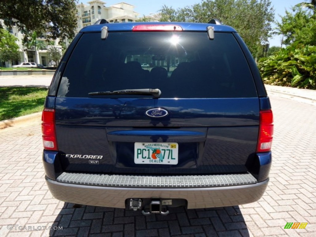 2004 Explorer XLT 4x4 - Dark Blue Pearl Metallic / Graphite photo #2