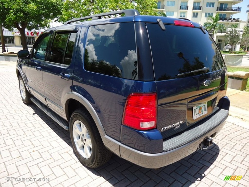 2004 Explorer XLT 4x4 - Dark Blue Pearl Metallic / Graphite photo #4