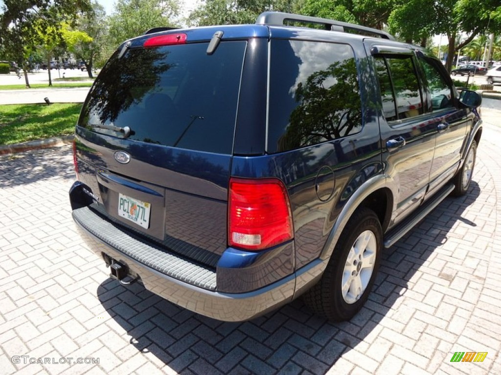 2004 Explorer XLT 4x4 - Dark Blue Pearl Metallic / Graphite photo #18