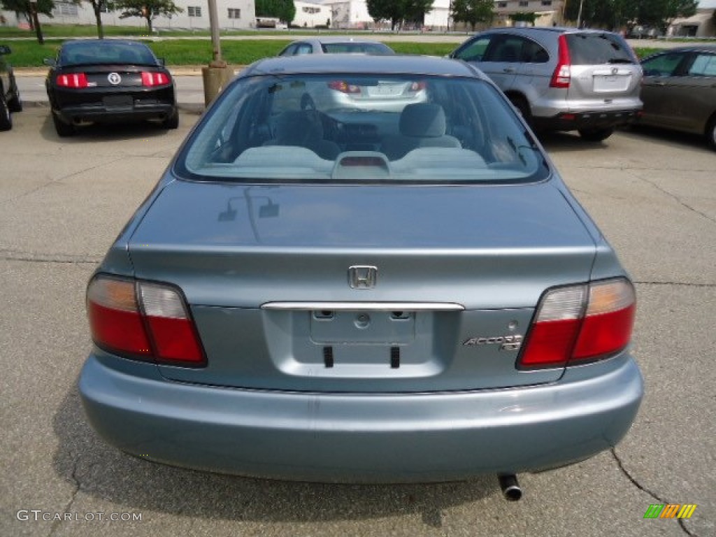1996 Accord LX Sedan - Sage Green Metallic / Gray photo #3