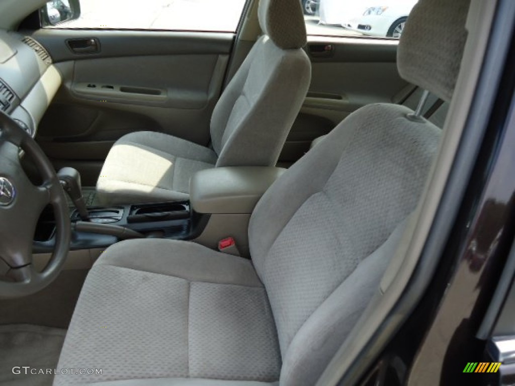 2004 Camry LE - Black / Taupe photo #10