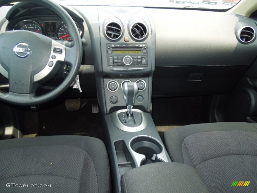 2011 Rogue S - Platinum Graphite / Black photo #17