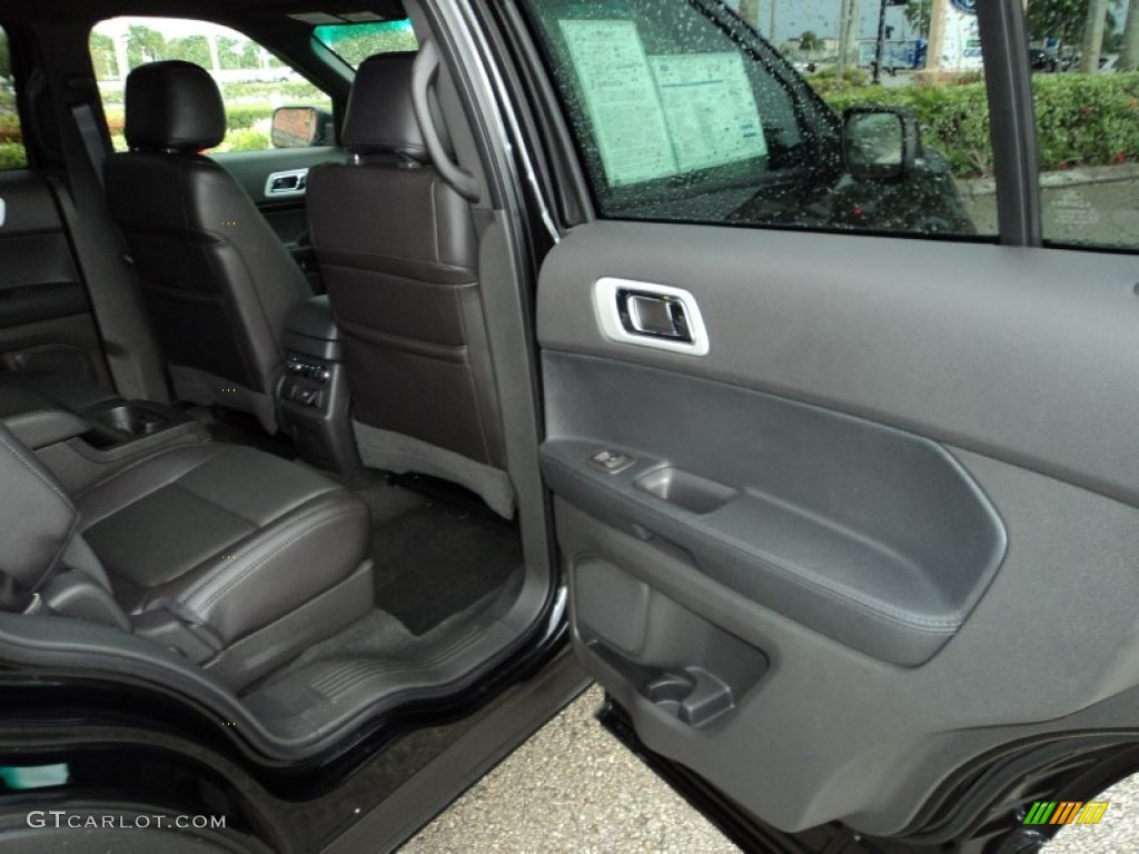 2013 Explorer Limited 4WD - Tuxedo Black Metallic / Charcoal Black photo #21