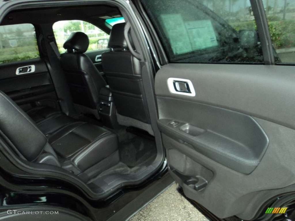 2011 Explorer XLT - Tuxedo Black Metallic / Charcoal Black photo #22