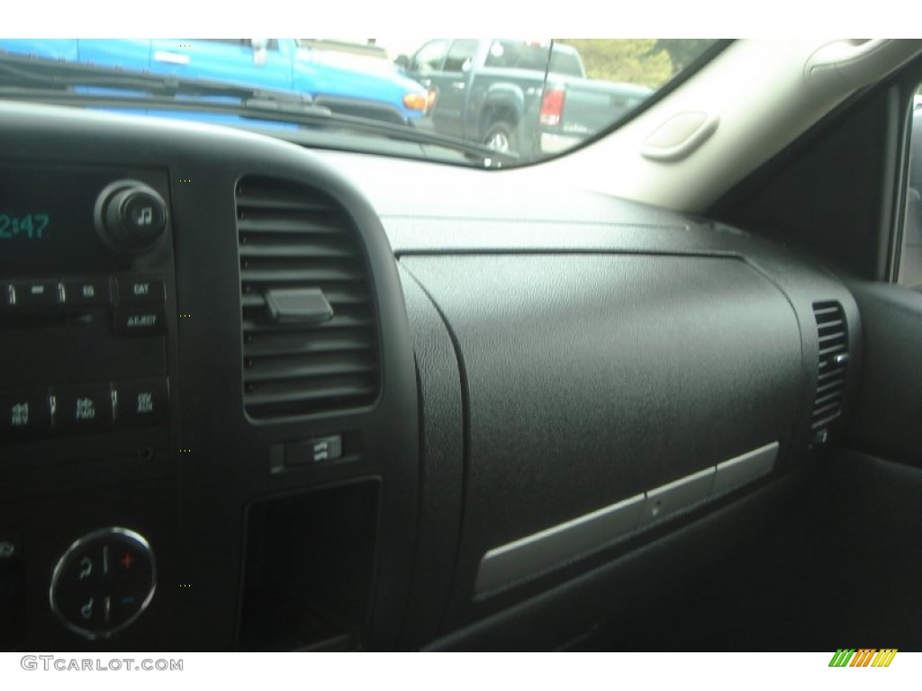 2009 Silverado 1500 LT Extended Cab 4x4 - Black / Ebony photo #36