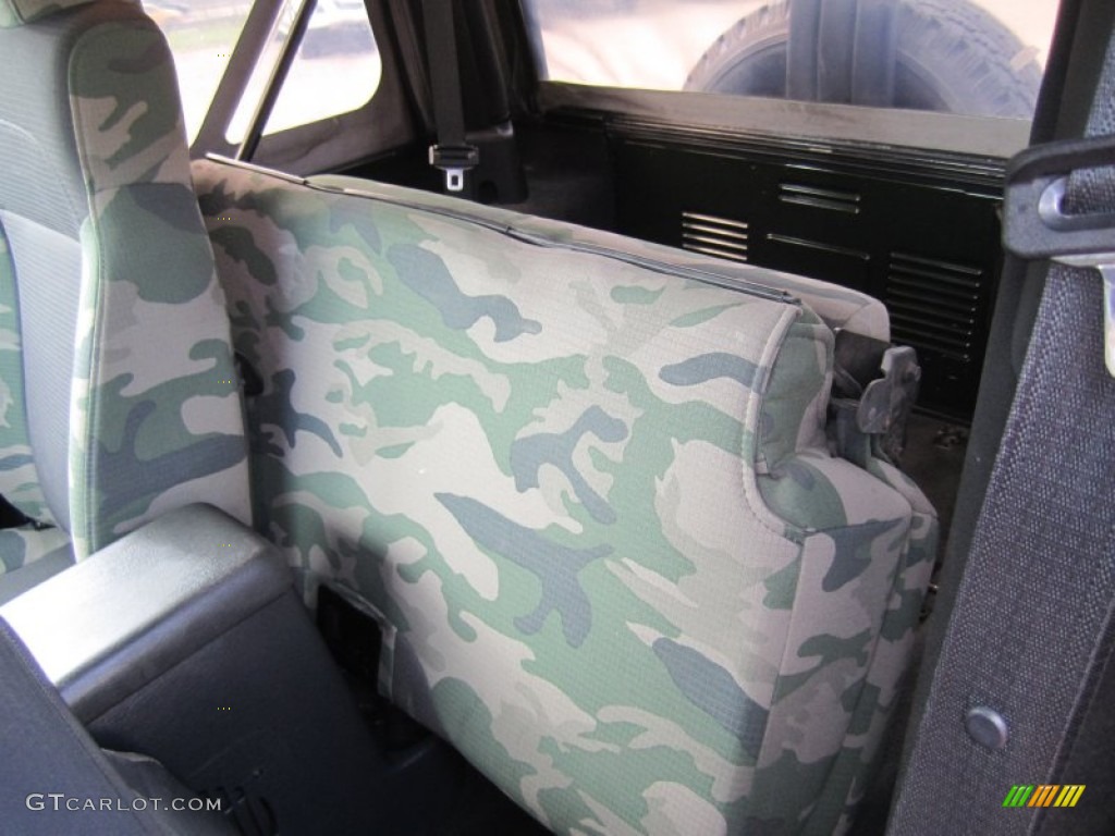 2005 Wrangler X 4x4 - Moss Green Pearlcoat / Dark Slate Gray photo #18