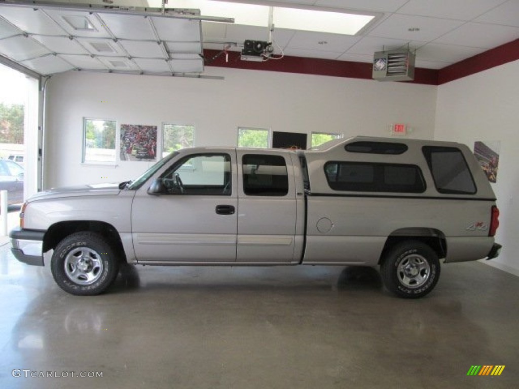 2004 Silverado 1500 LS Extended Cab 4x4 - Silver Birch Metallic / Dark Charcoal photo #2