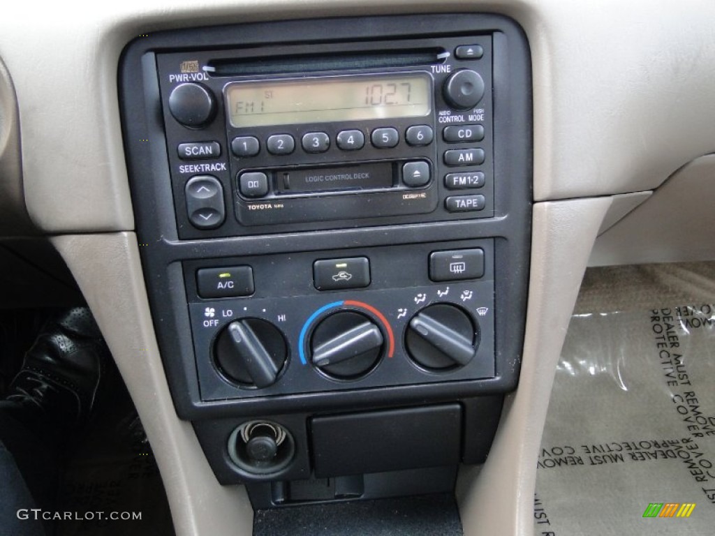 2001 Camry CE - Vintage Red Pearl / Gray photo #20