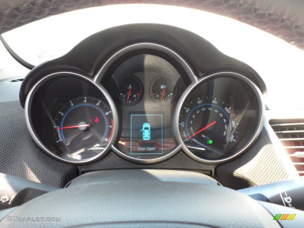 2011 Chevrolet Cruze LT Gauges Photo #68988799