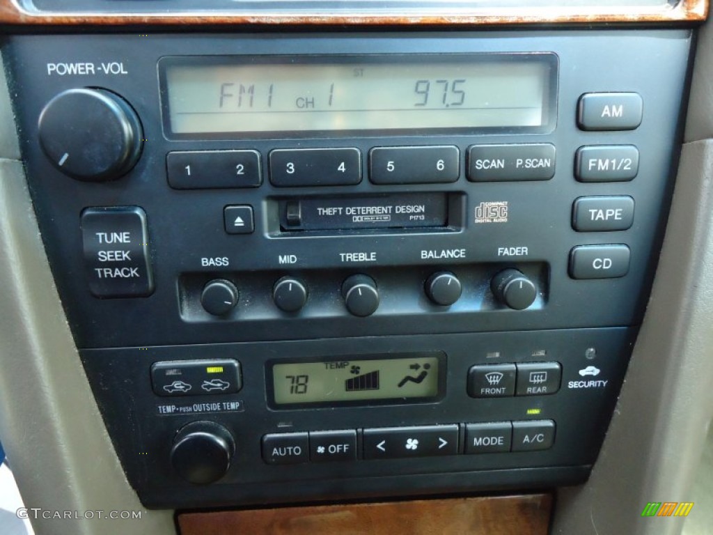 1999 Lexus ES 300 Controls Photo #68990095
