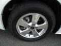 2005 Pontiac Grand Prix Sedan Wheel and Tire Photo