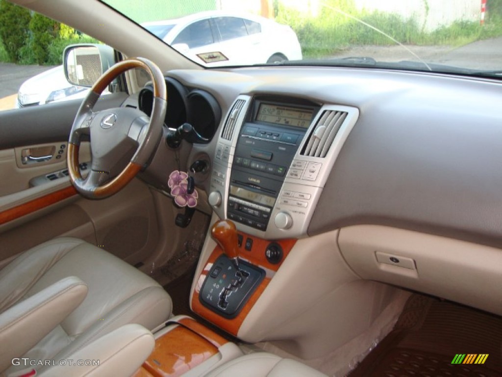 2004 Lexus RX 330 AWD Ivory Dashboard Photo #68993083