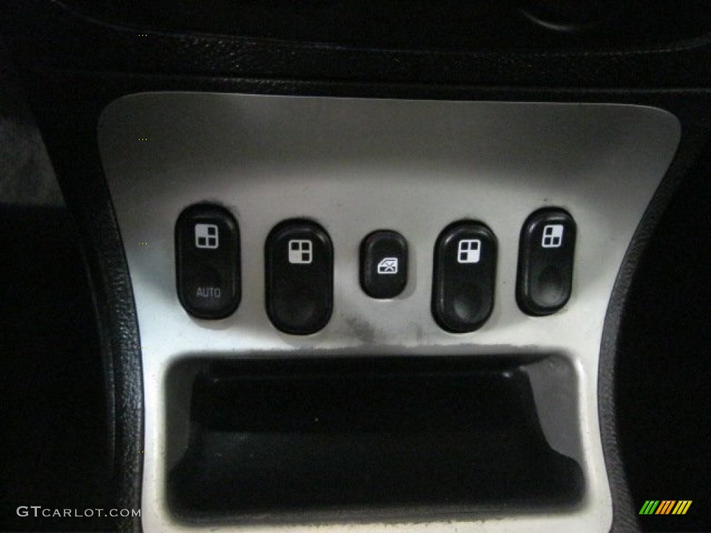 2008 Chevrolet HHR LS Controls Photo #68993758