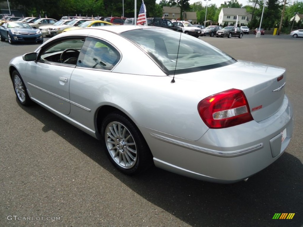 2003 Sebring LXi Coupe - Ice Silver Pearlcoat / Dark Taupe/Medium Taupe photo #7