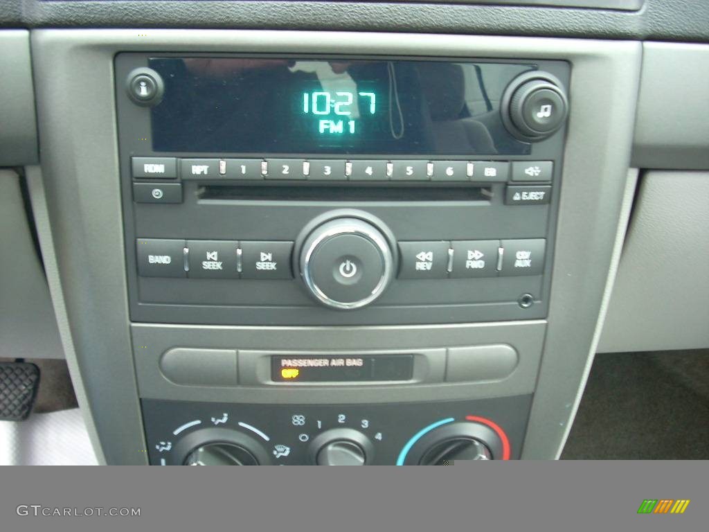 2008 Chevrolet Cobalt LS Sedan Audio System Photo #68995462