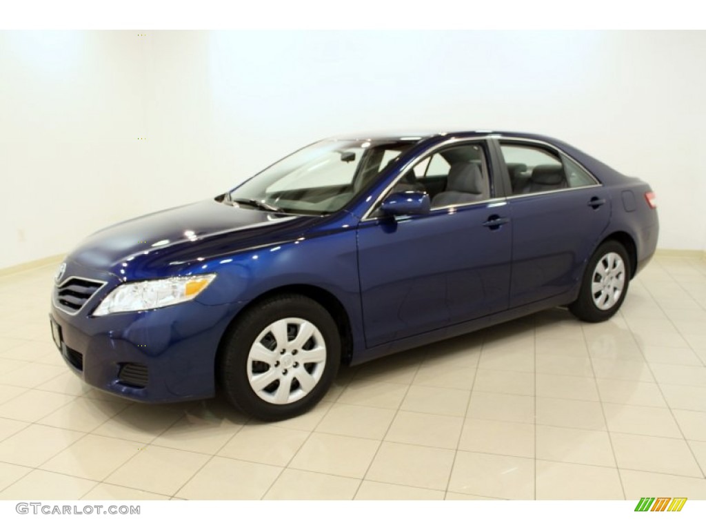 Blue Ribbon Metallic 2010 Toyota Camry XLE Exterior Photo #68995510