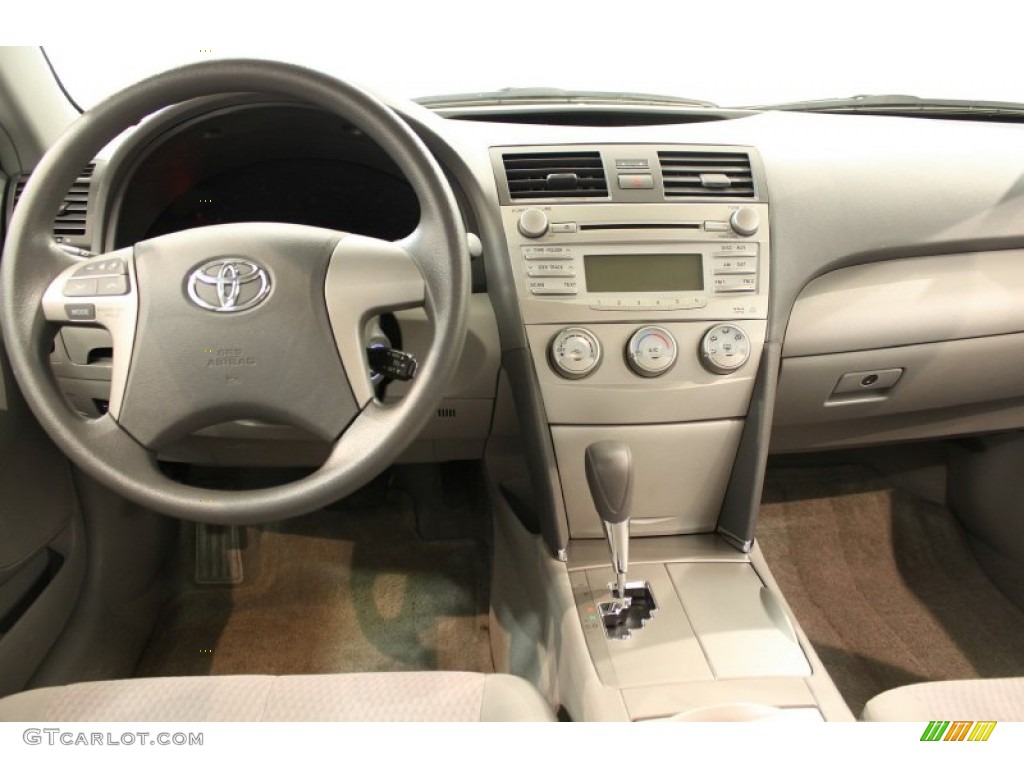 2010 Toyota Camry XLE Ash Gray Dashboard Photo #68995612