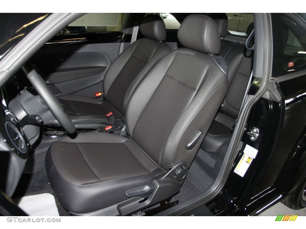 Titan Black Interior 2013 Volkswagen Beetle 2.5L Photo #68996521