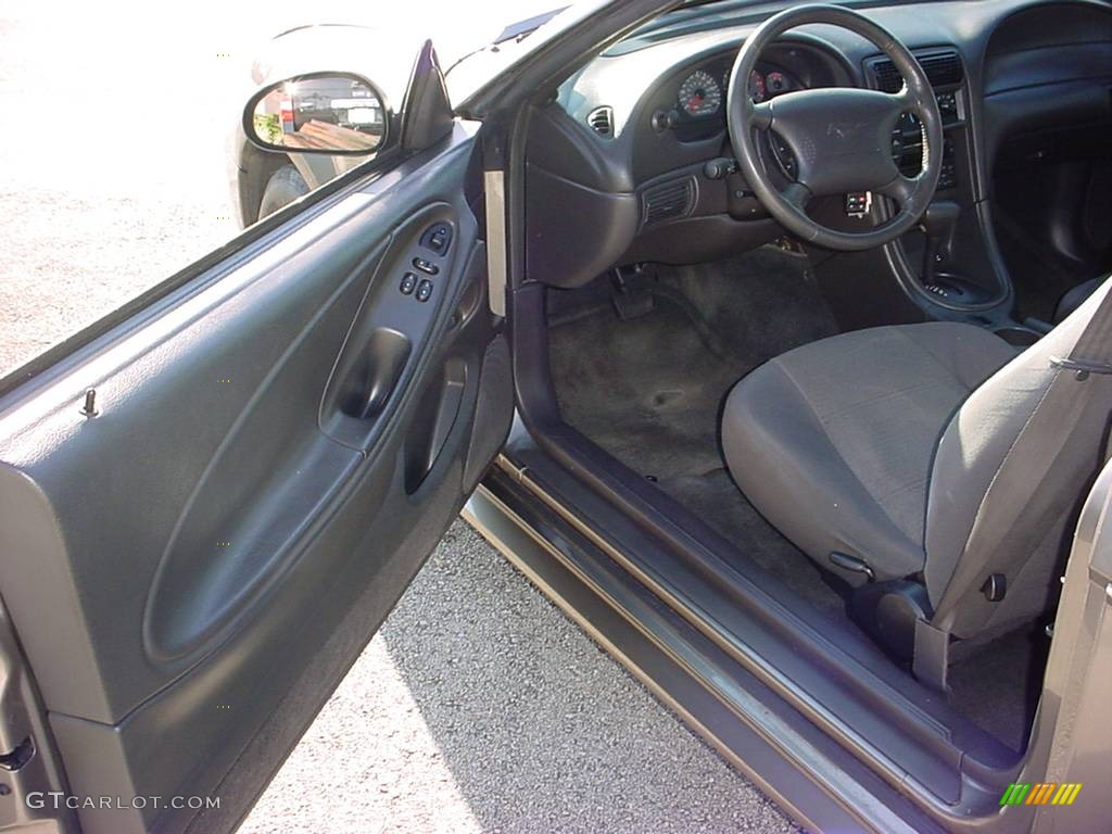 2002 Mustang V6 Coupe - Mineral Grey Metallic / Medium Graphite photo #9