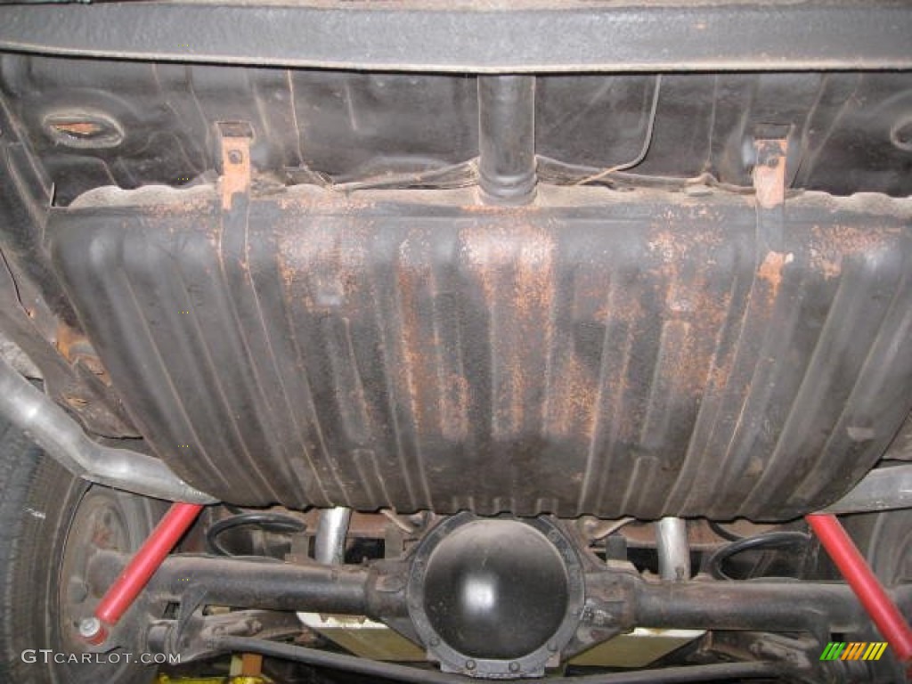 1970 Oldsmobile 442 W30 Undercarriage Photo #68997746