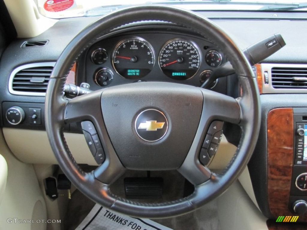 2007 Chevrolet Suburban 1500 LTZ 4x4 Light Cashmere/Ebony Steering Wheel Photo #68997829