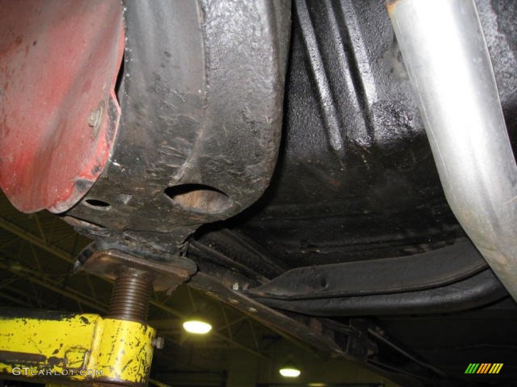 1970 Oldsmobile 442 W30 Undercarriage Photos