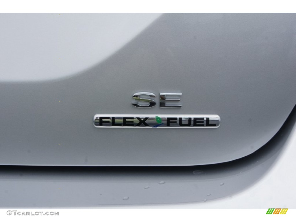 2012 Focus SE Sedan - Ingot Silver Metallic / Charcoal Black photo #17
