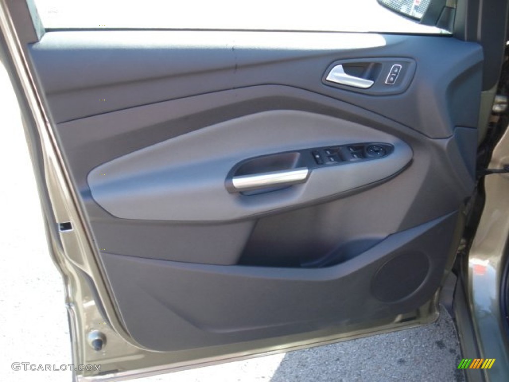 2013 Ford Escape SE 2.0L EcoBoost 4WD Charcoal Black Door Panel Photo #69001840