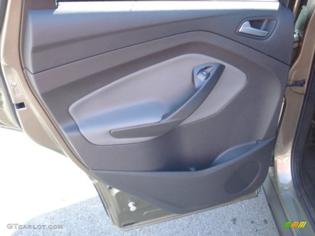 2013 Ford Escape SE 2.0L EcoBoost 4WD Charcoal Black Door Panel Photo #69001858