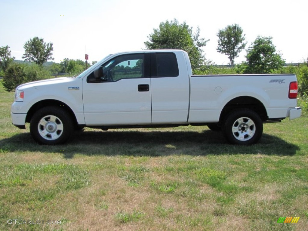 2004 F150 STX SuperCab 4x4 - Oxford White / Medium Graphite photo #6