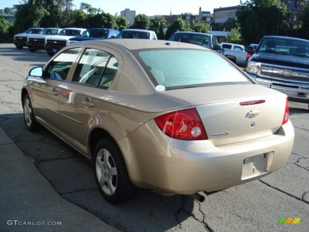 2008 Cobalt LT Sedan - Sandstone Metallic / Neutral photo #6