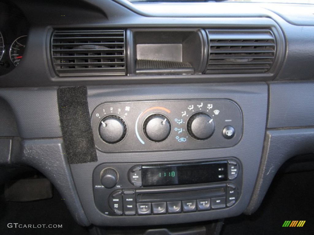 2006 Chrysler Sebring Convertible Controls Photo #69008404