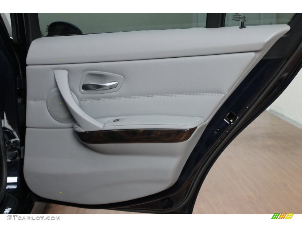 2007 BMW 3 Series 335i Sedan Grey Door Panel Photo #69009230