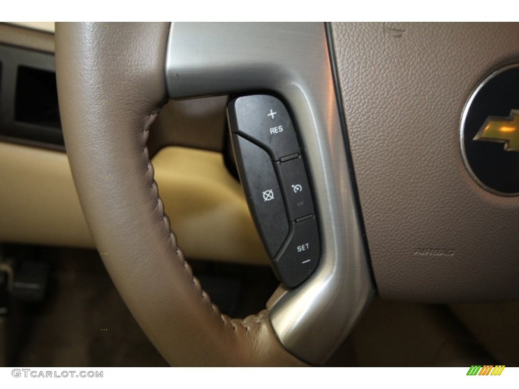 2011 Suburban LTZ - Summit White / Light Cashmere/Dark Cashmere photo #32