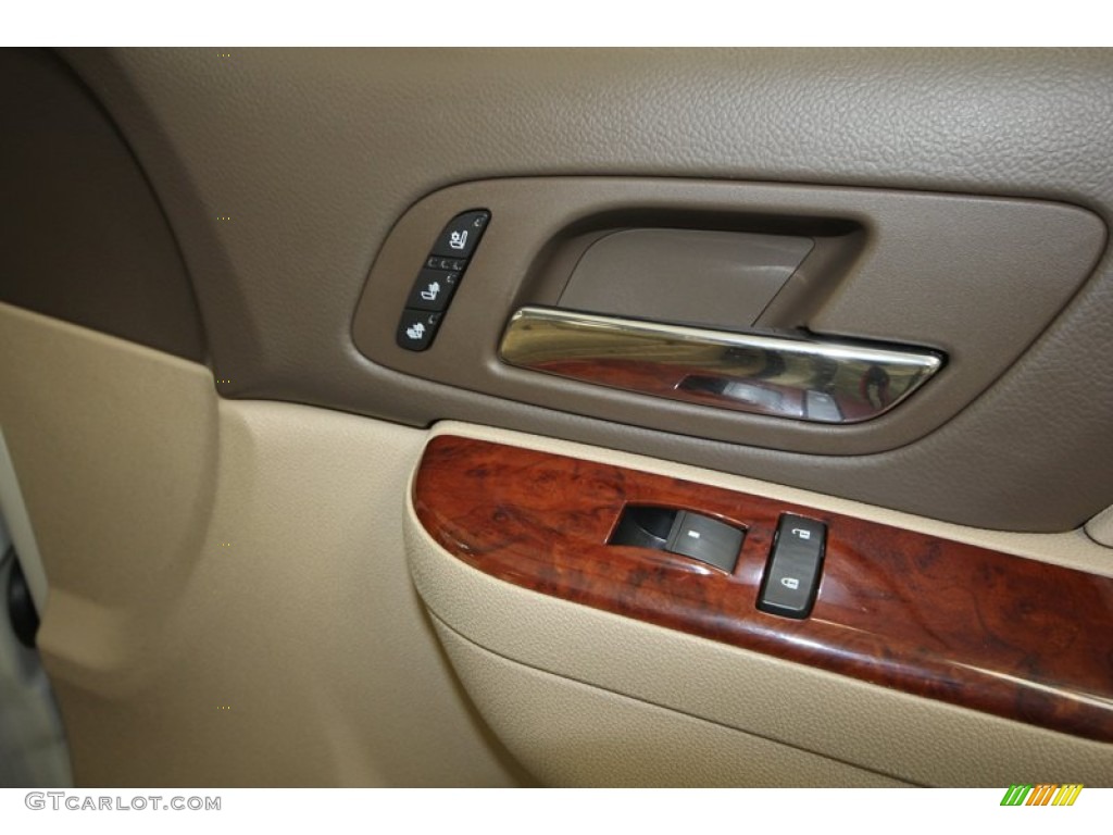 2011 Suburban LTZ - Summit White / Light Cashmere/Dark Cashmere photo #50