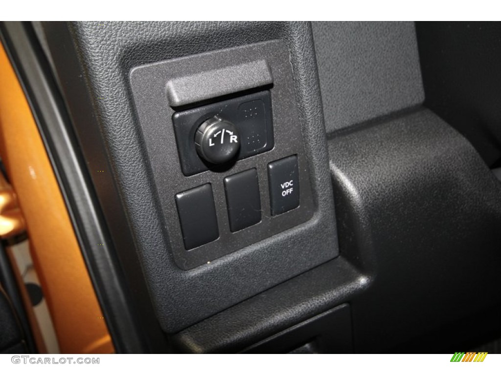 2008 Nissan Rogue SL Controls Photo #69012133