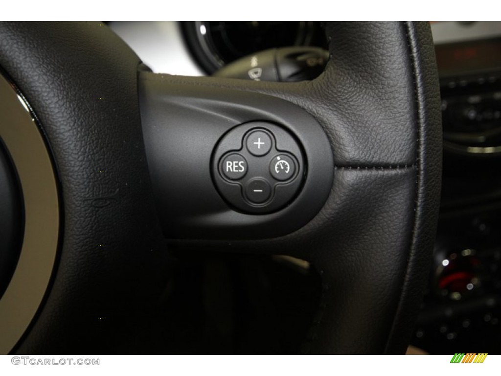 2013 Mini Cooper Roadster Controls Photo #69012638