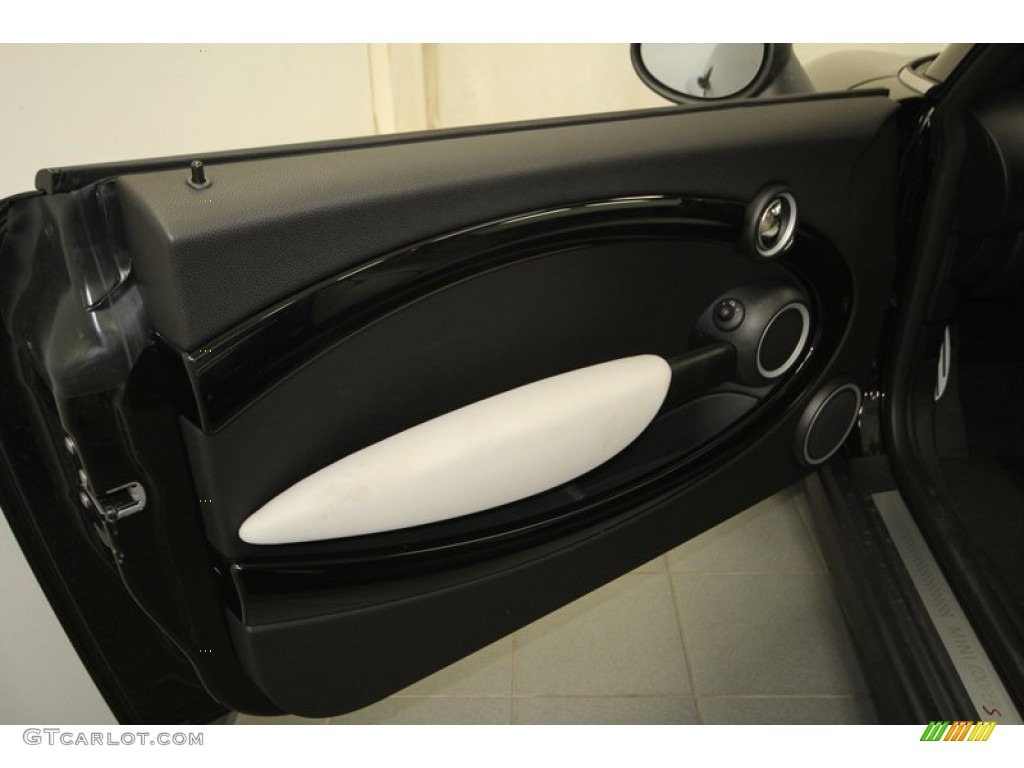 2012 Mini Cooper S Hardtop Satellite Gray Lounge Leather Door Panel Photo #69012784