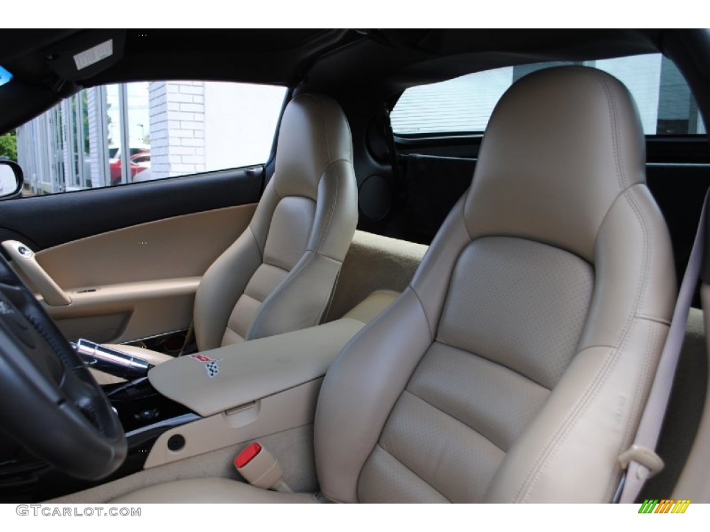 Cashmere Interior 2005 Chevrolet Corvette Coupe Photo #69014053