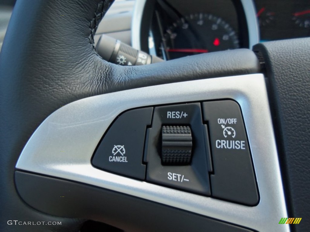 2013 Chevrolet Equinox LT AWD Controls Photo #69014494
