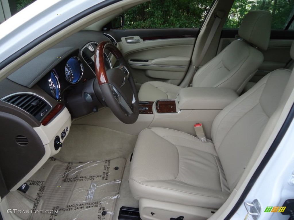 Dark Frost Beige/Light Frost Beige Interior 2012 Chrysler 300 C Photo #69015518